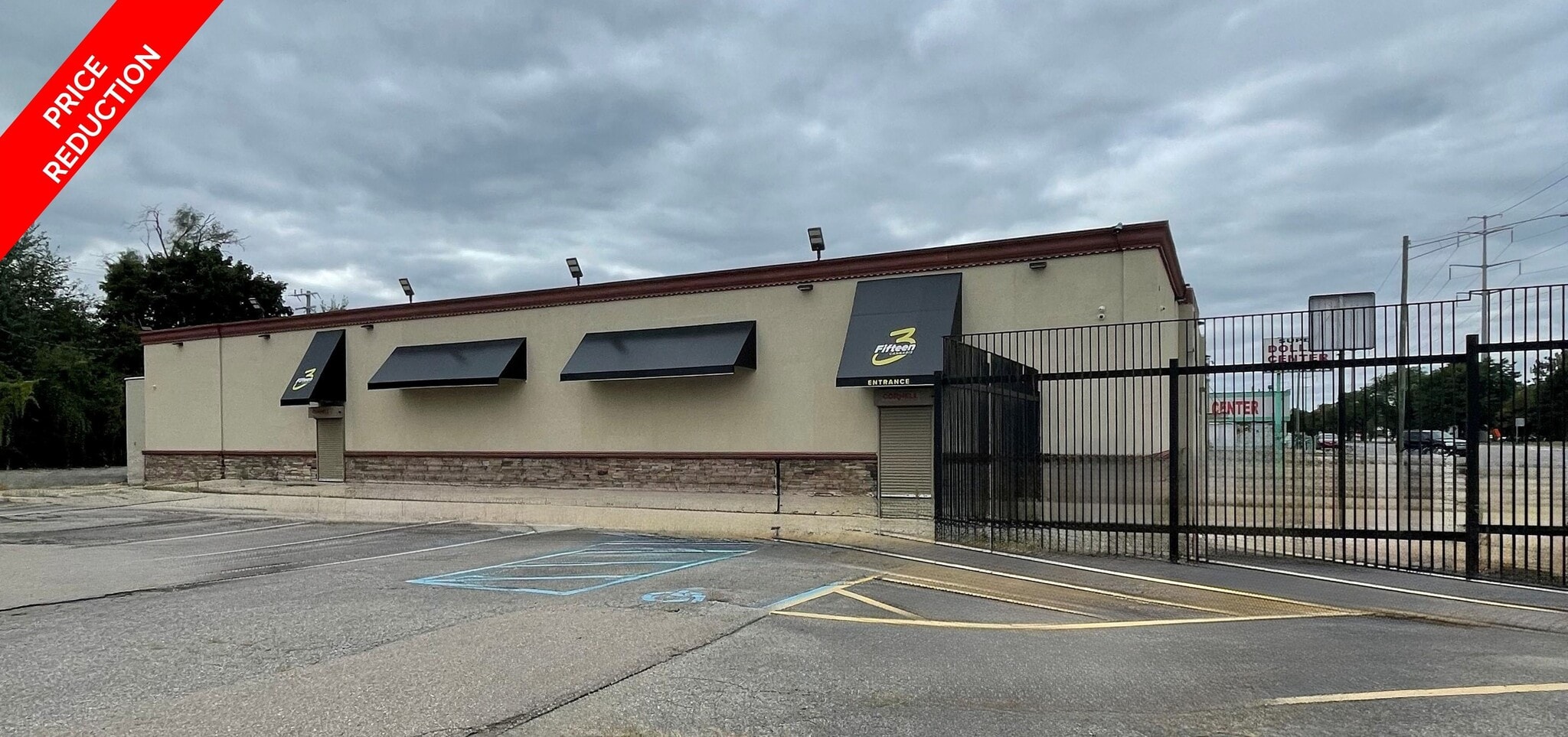 21221 W Eight Mile Rd, Detroit, MI for Sale