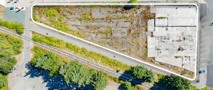 673 Fir St, Qualicum Beach, BC for Sale