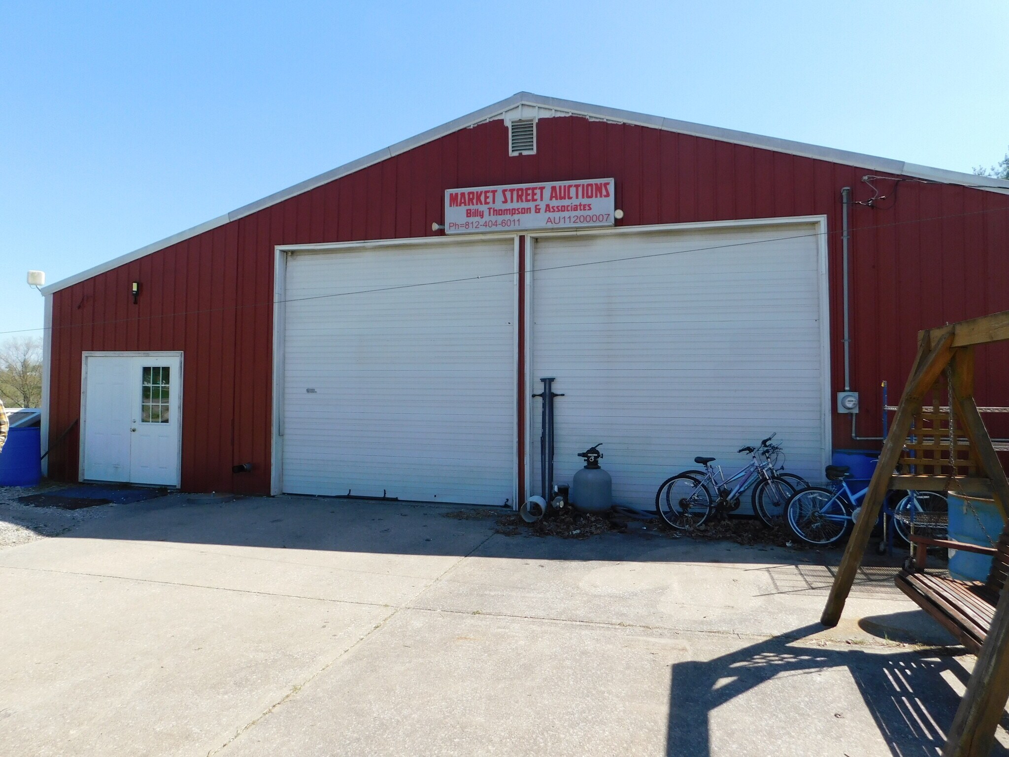 1000 W Market St, Salem, IN for Sale