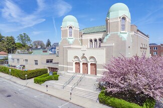 Fall River, MA Office/Retail, Retail - 385 High St