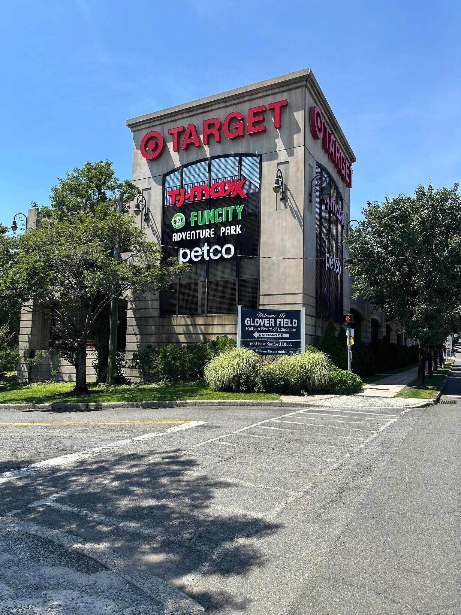 500-600 E Sandford Blvd, Mount Vernon, NY for Rent