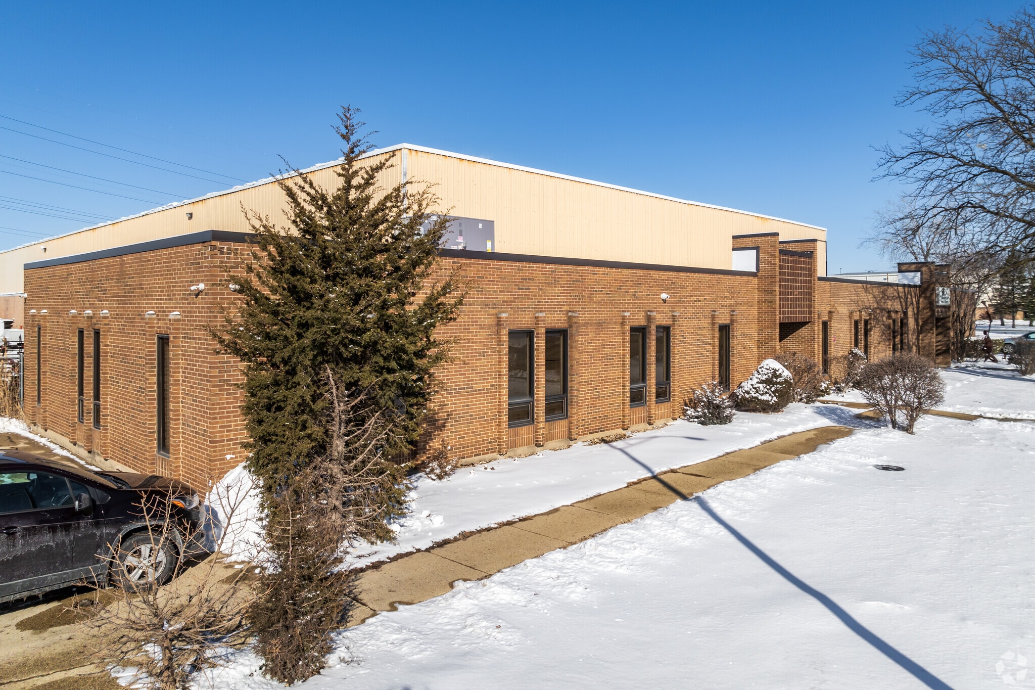 1700 W Cortland Ct, Addison, IL for Rent