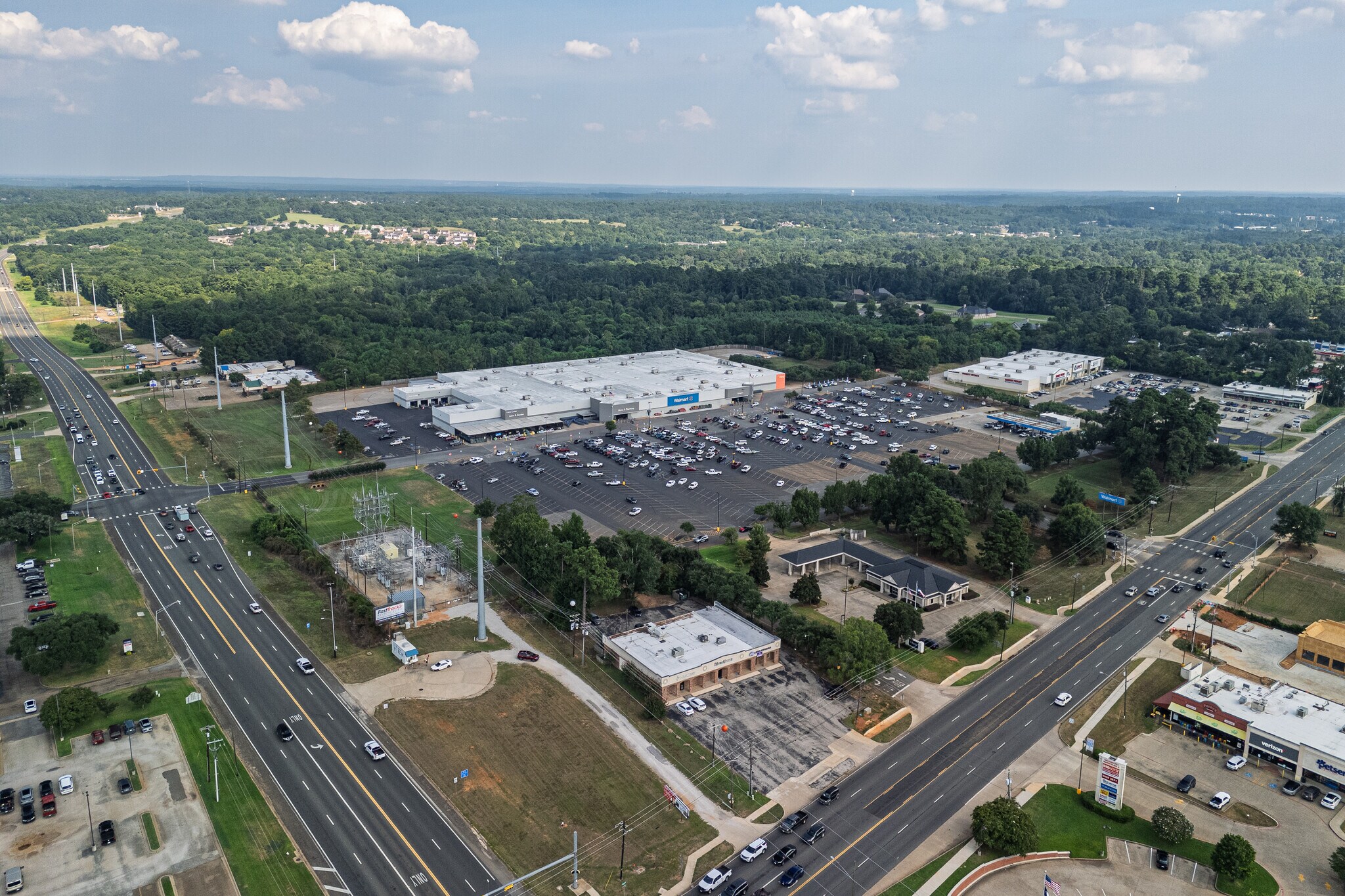 600 Roselake Dr, Nacogdoches, TX for Sale