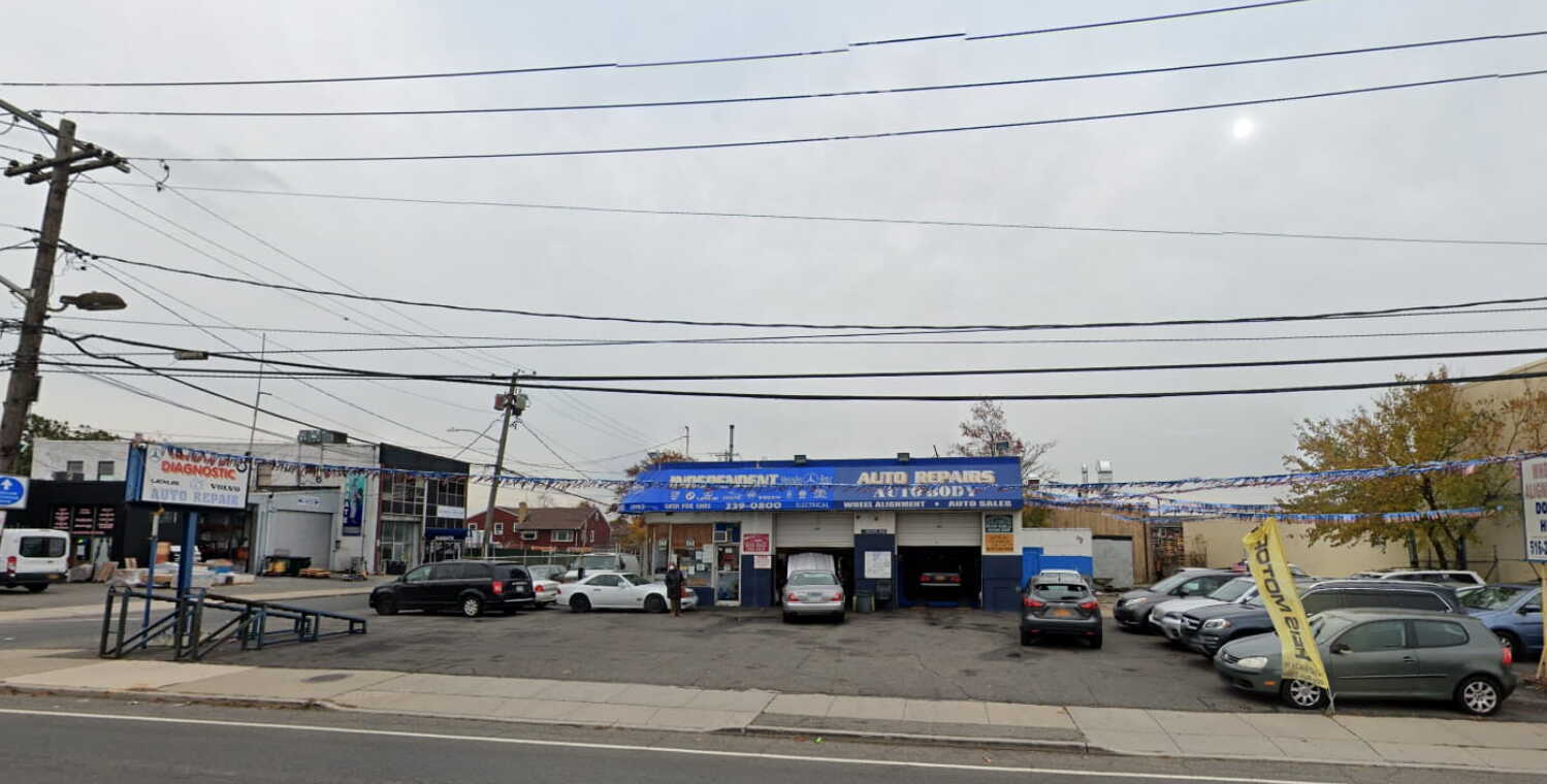 708 Burnside Ave, Hempstead, NY for Sale