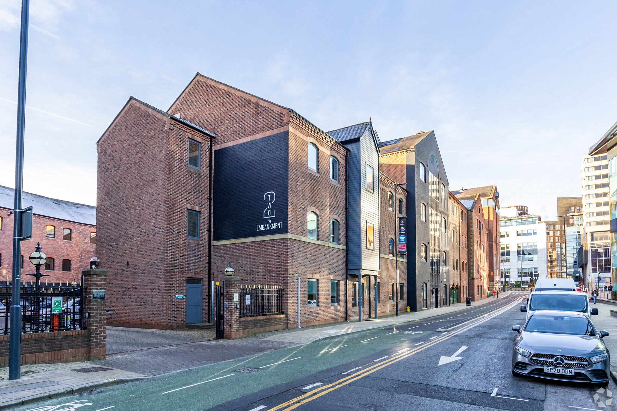 2 The Embankment, Leeds, WYK for Rent