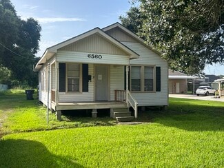 Groves, TX Specialty - 6560 Howe St