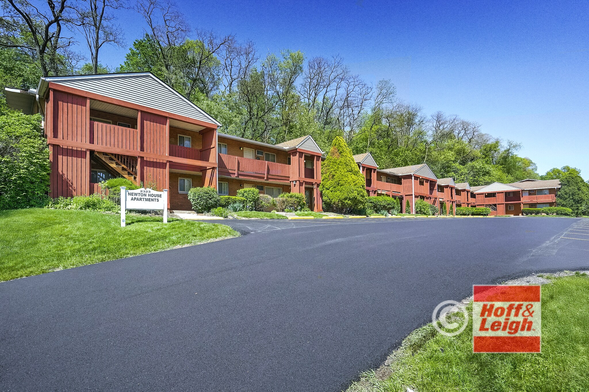 2323 Newton St, Akron, OH for Sale