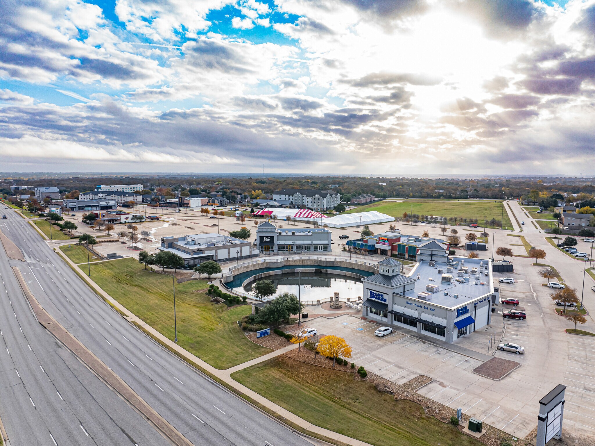 800 University Dr E, College Station, TX for Rent