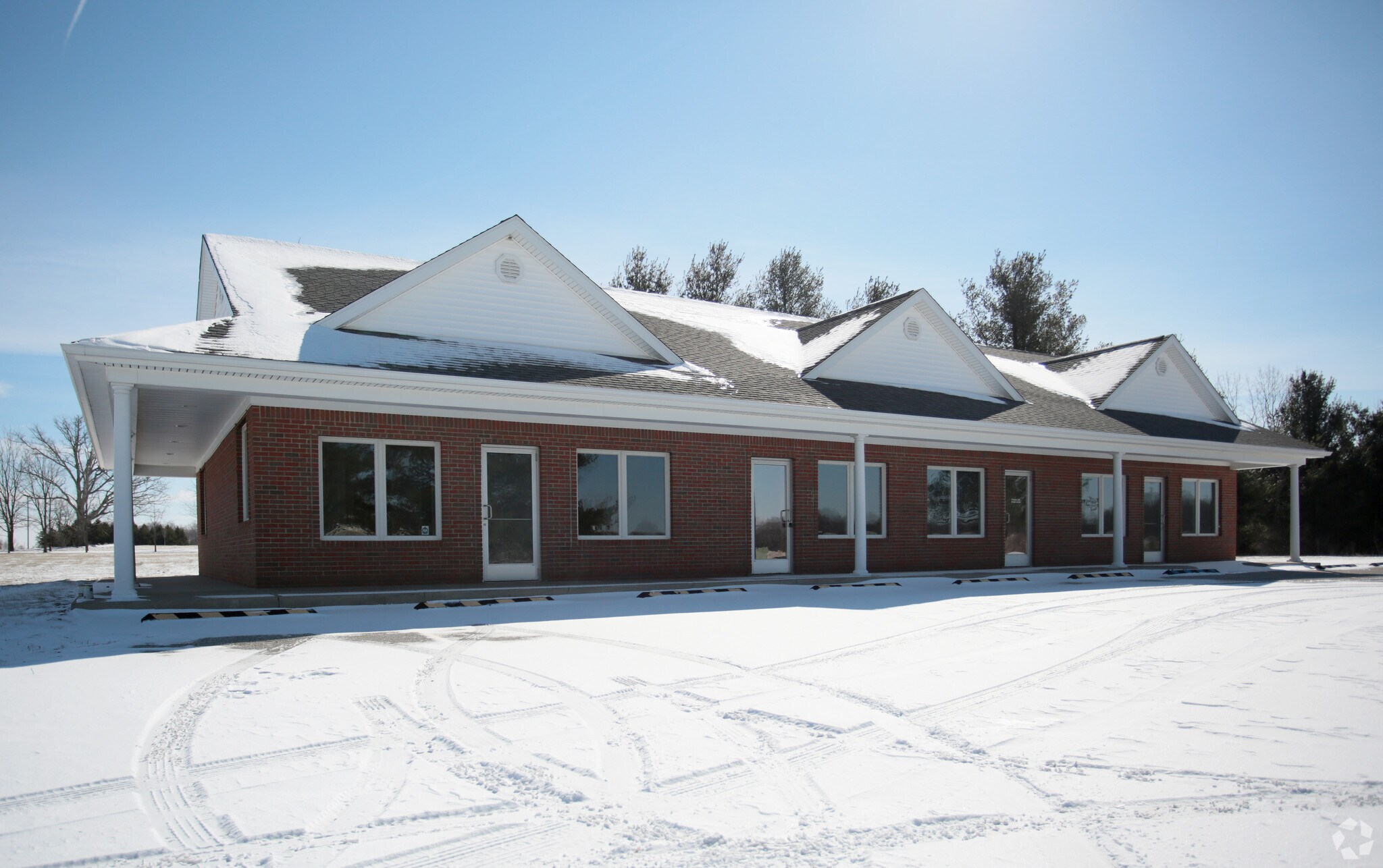 2220 E Ohmer Rd, Mayville, MI for Sale