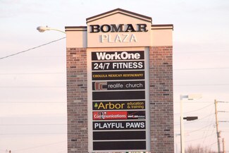 Greenfield, IN Retail - 826-892 S State St