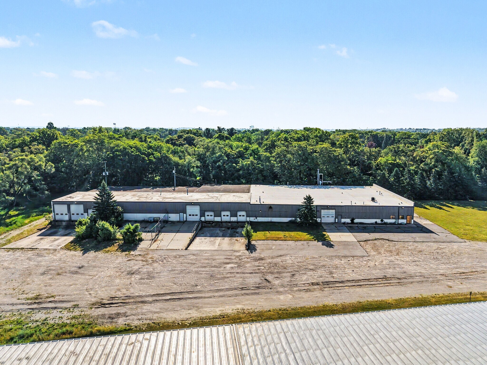 2505 Thornwood St SW, Wyoming, MI for Sale