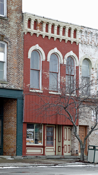 Plymouth, OH Storefront Retail/Residential - 12 E Main St