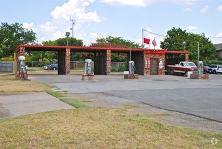 2434 S Cockrell Hl Rd  