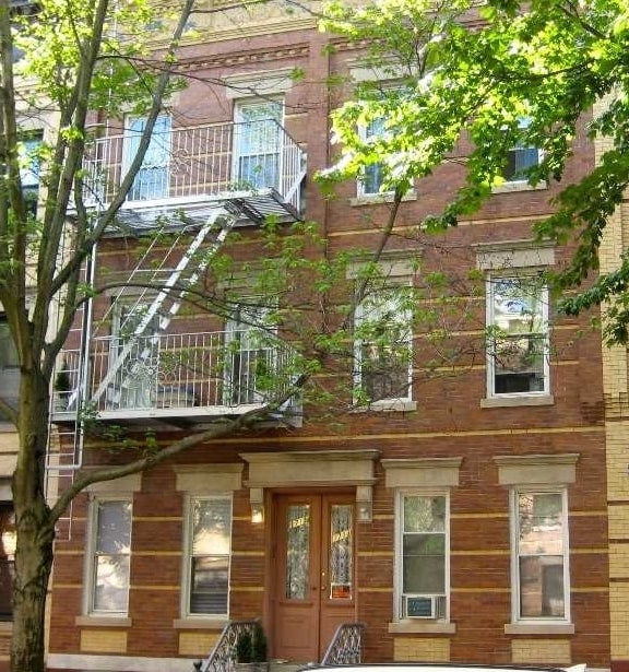 1717 Putnam Ave Ridgewood, NY 11385 MultiFamily Property for Lease