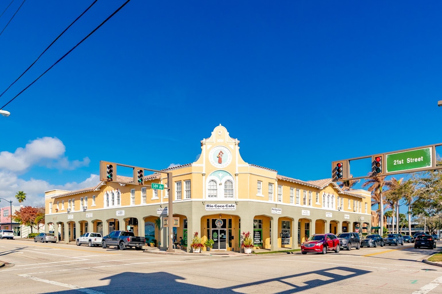 2101 14th Ave, Vero Beach, FL for Sale