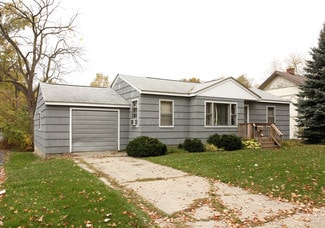 South Lyon, MI Office/Residential - 335 N Lafayette St