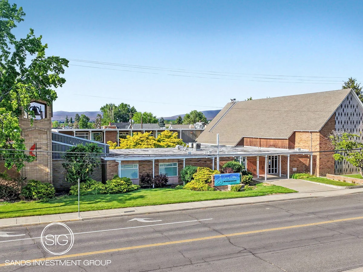 906 E Edison Ave, Sunnyside, WA for Sale