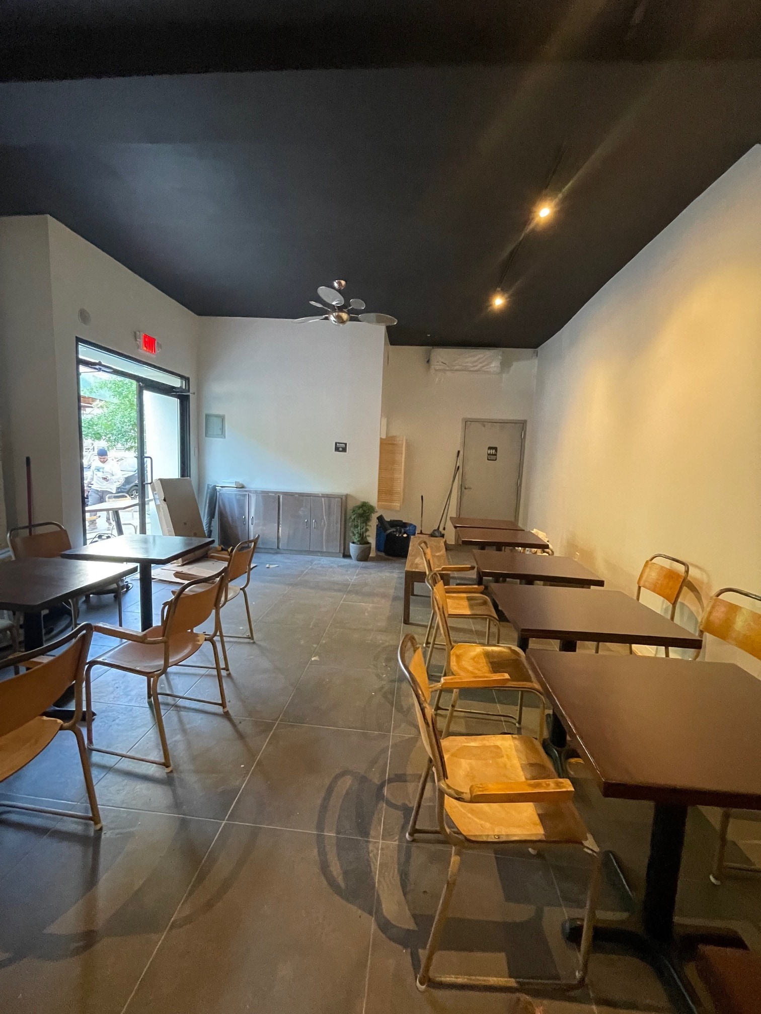 172 S 2nd St, Brooklyn, NY for Rent