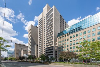 Toronto, ON Office - 393 University Ave