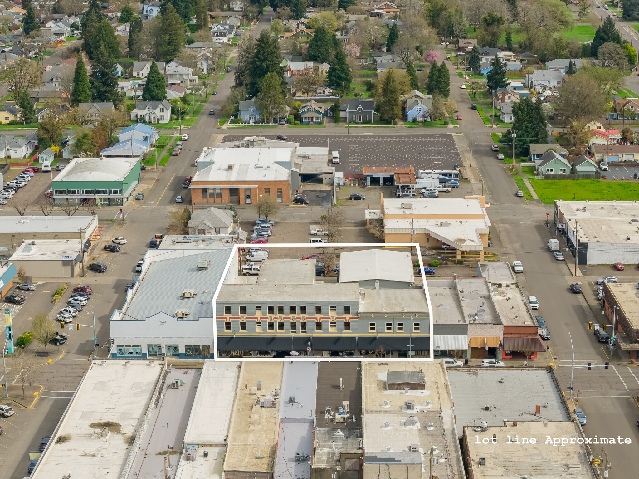 631-671 S Main St, Lebanon, OR for Sale