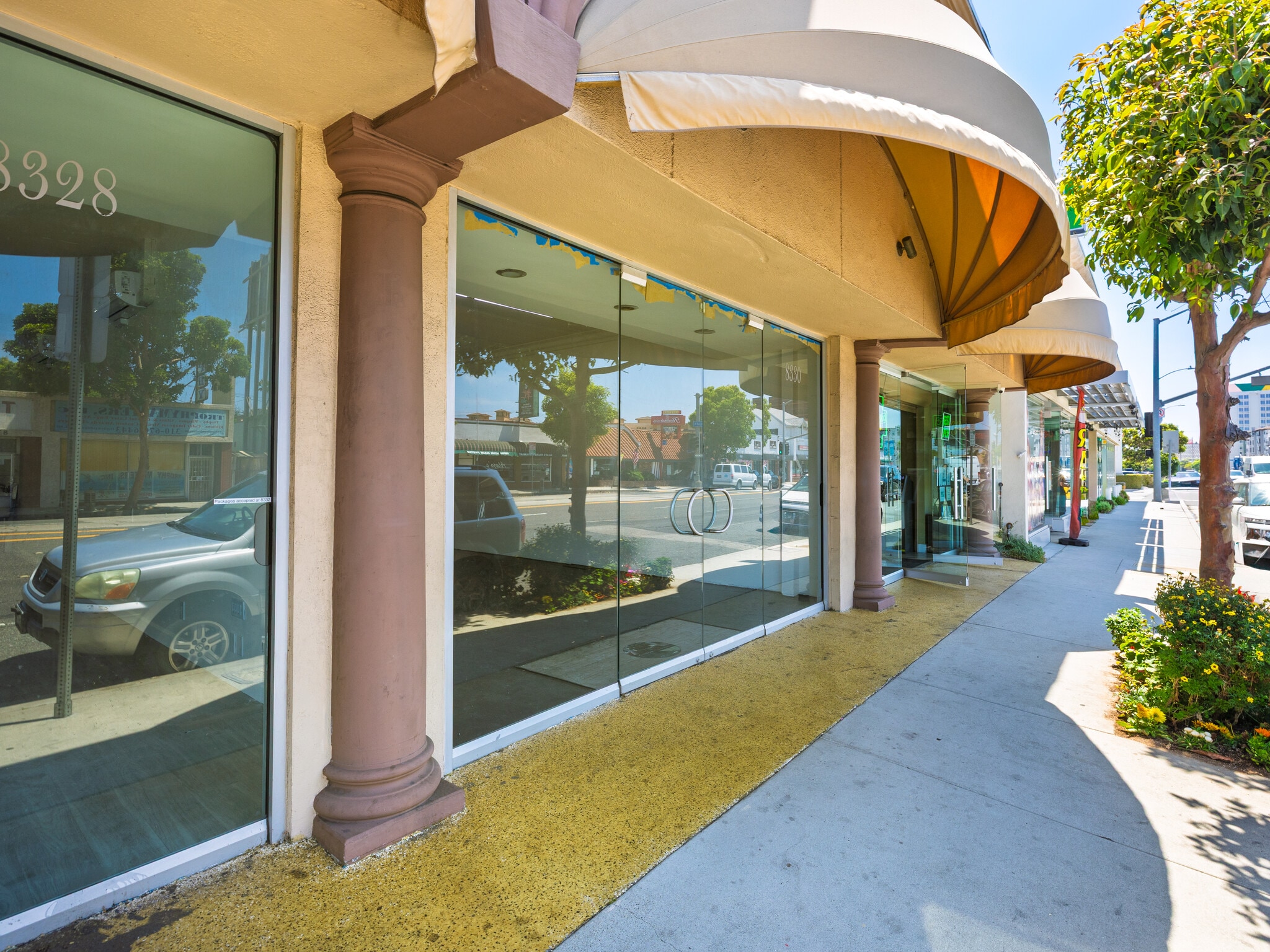 8328-8332 Lincoln Blvd, Los Angeles, CA for Sale
