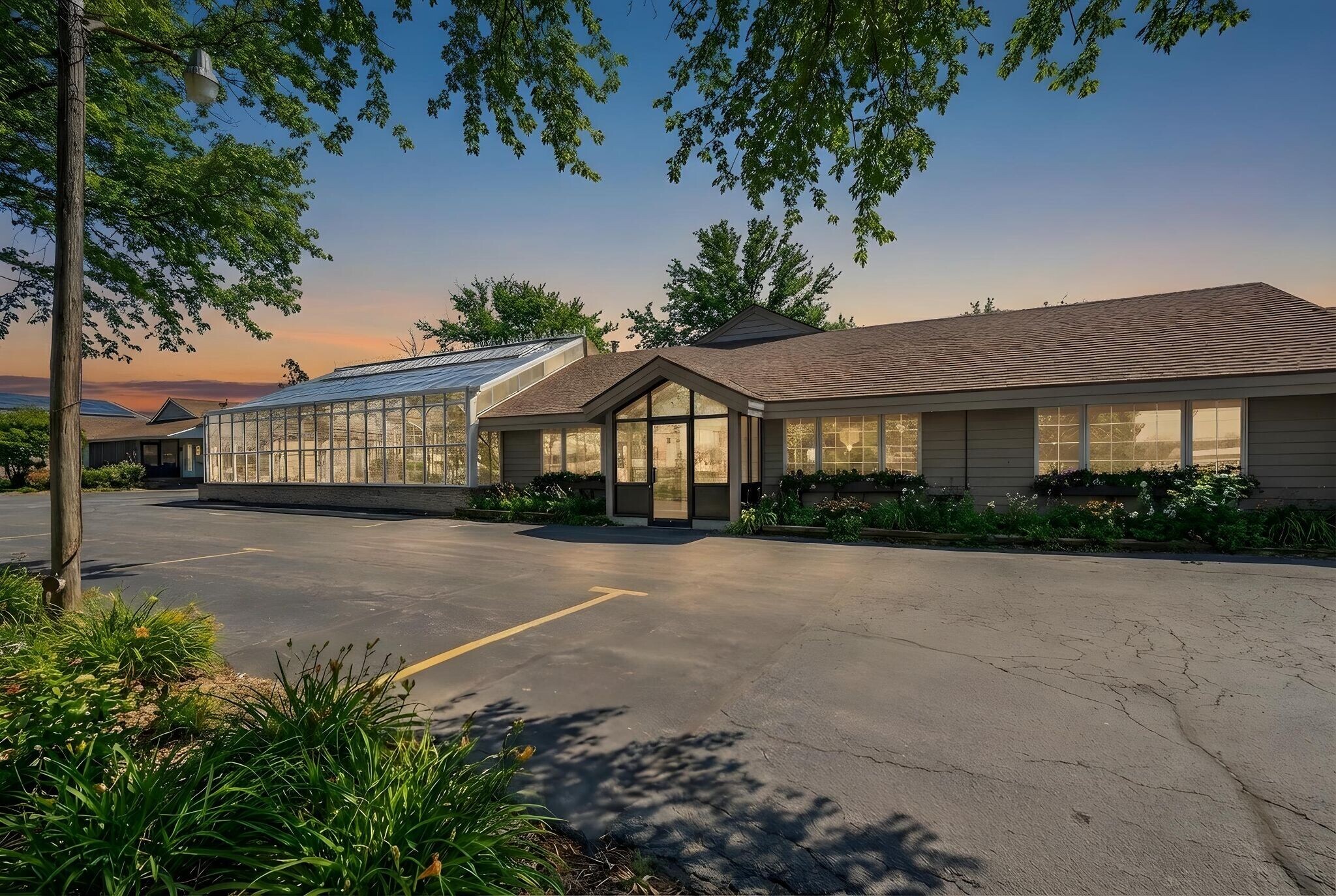 1126 E State St, Sycamore, IL for Sale