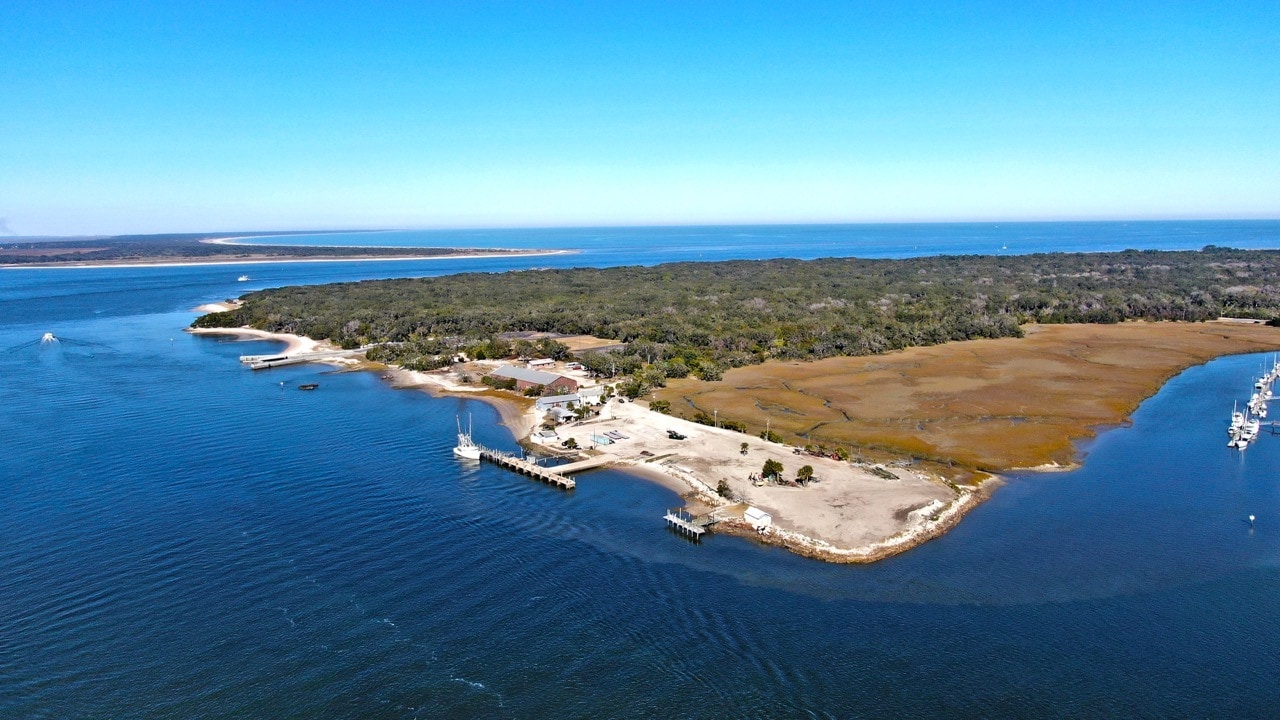 325 Pogy Pl, Fernandina Beach, FL for Sale