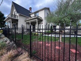 Roseburg, OR undefined - 236 SE Stephens St