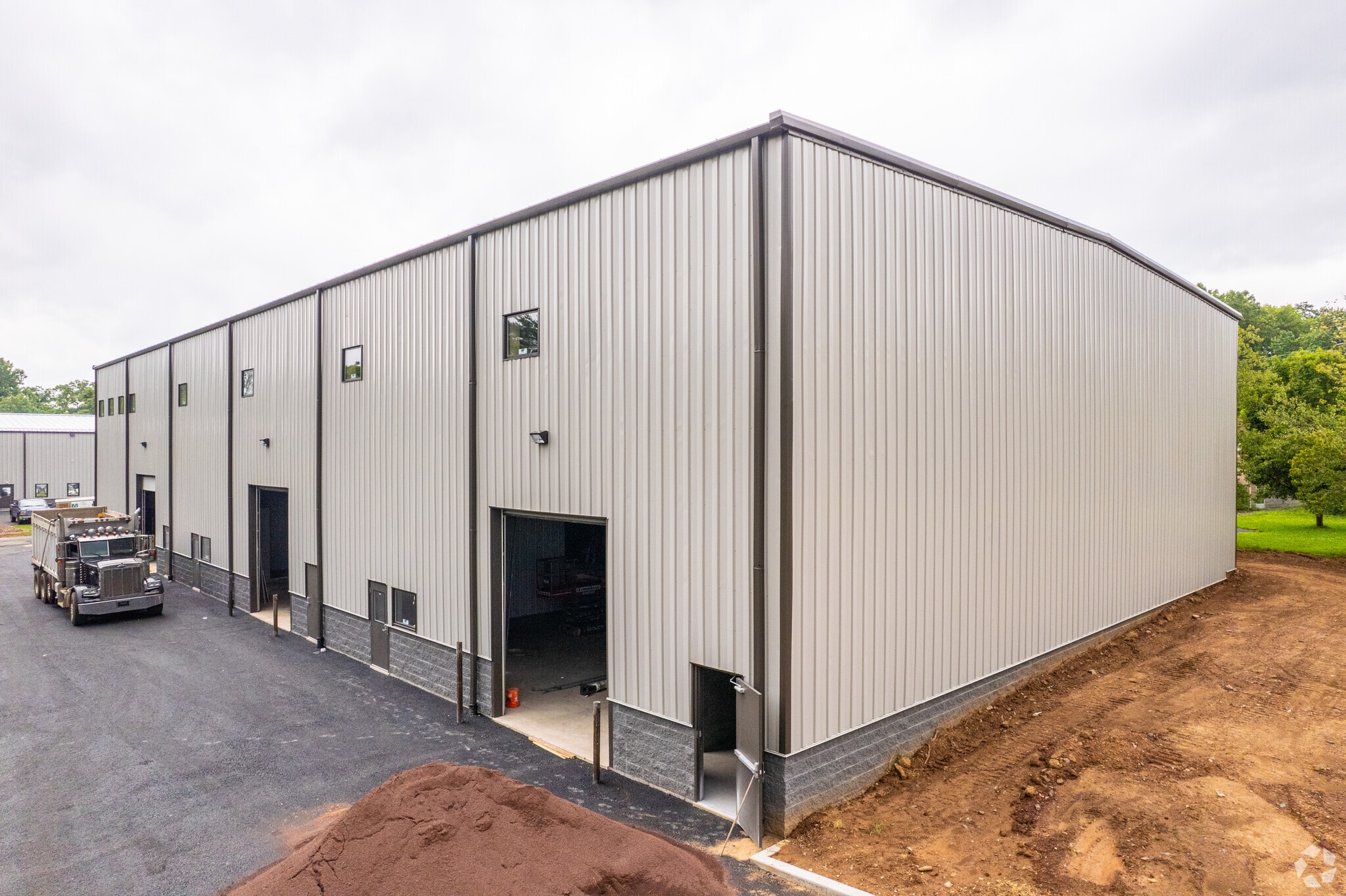 17 Industrial dr, New Britain, PA for Rent