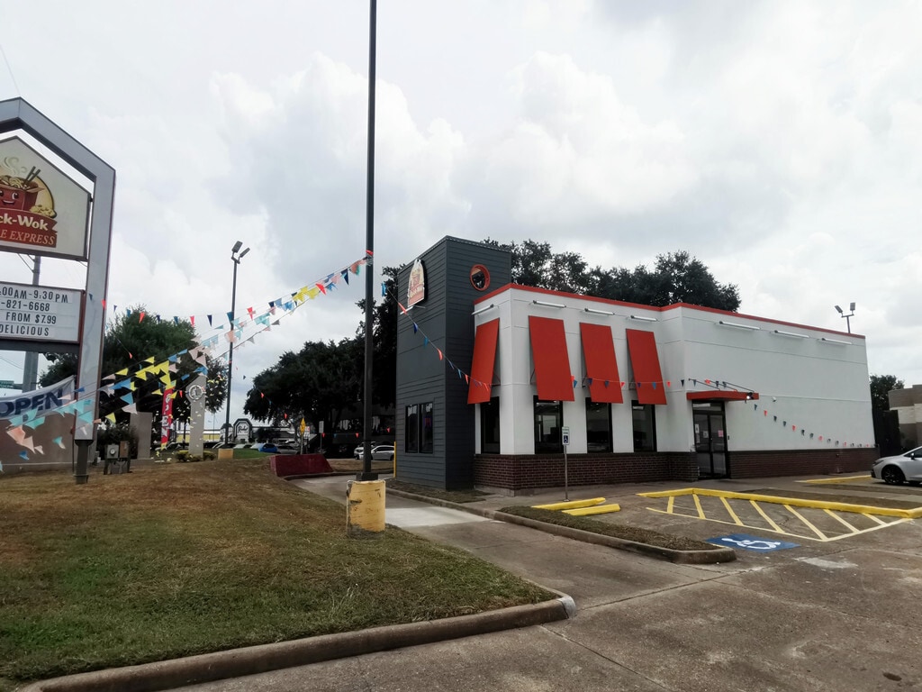 5854 Highway 6 N, Houston, TX for Rent