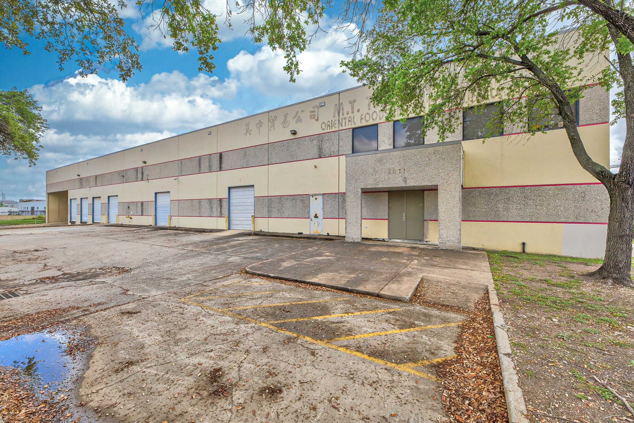 1411 Hutchins St, Houston, TX for Rent