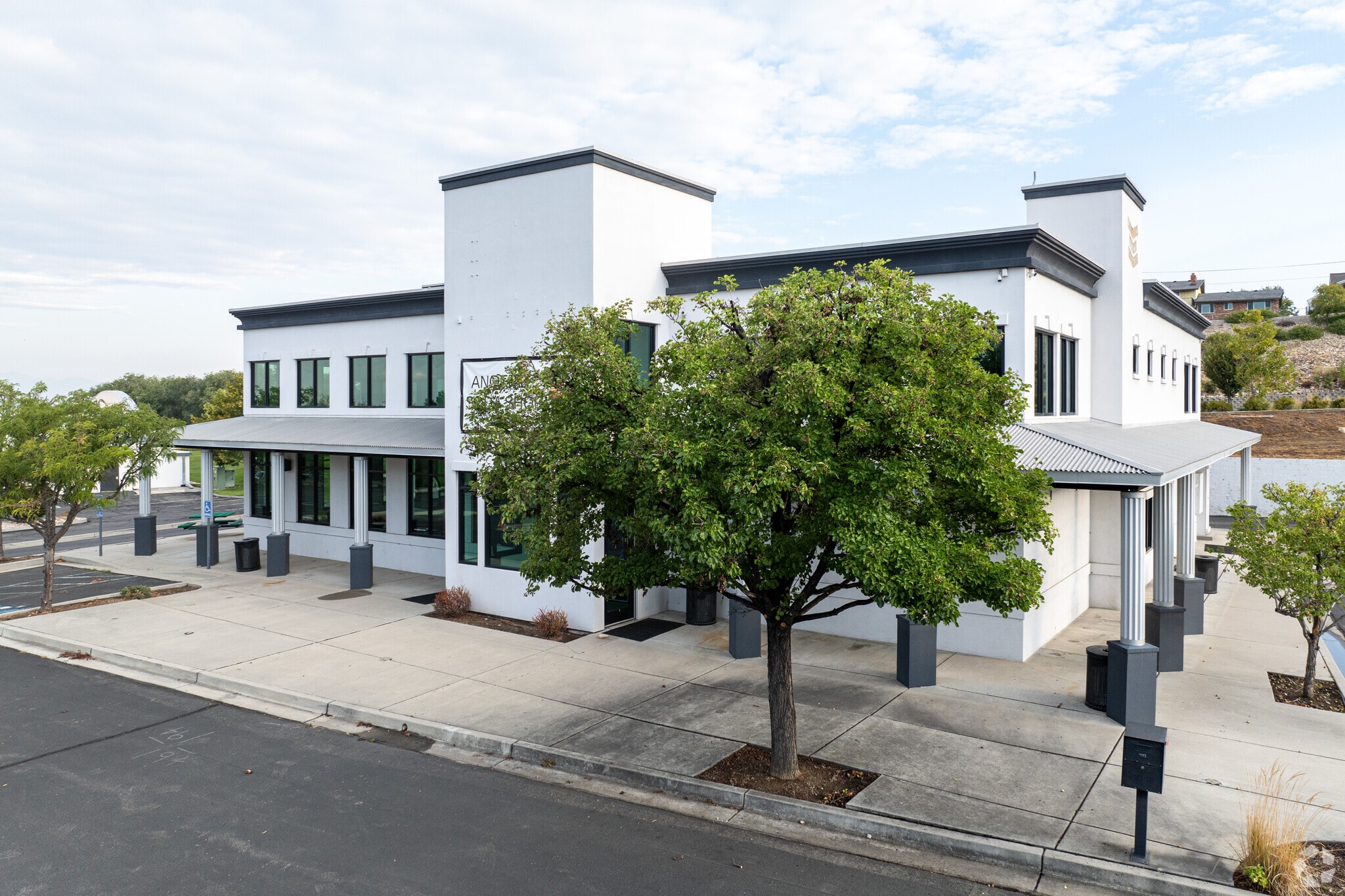 495 W University Pky, Orem, UT for Rent