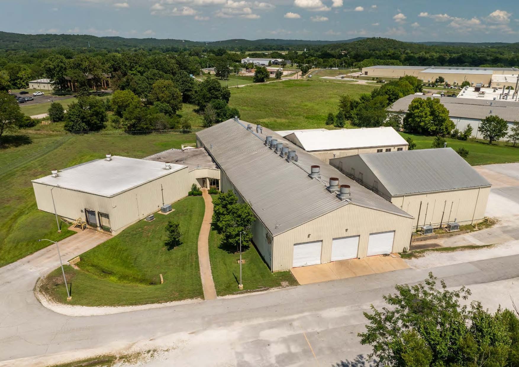 1601 E Pump Station Rd, Fayetteville, AR for Rent