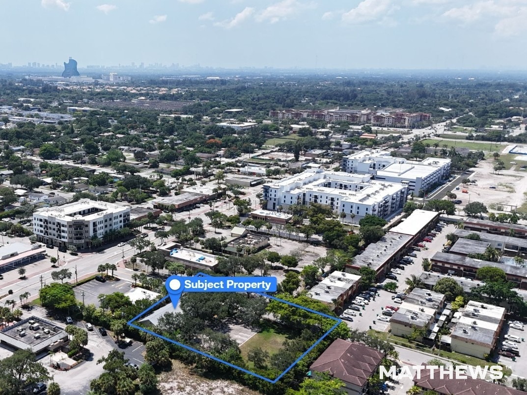 6415 SW 41st St, Fort Lauderdale, FL for Sale