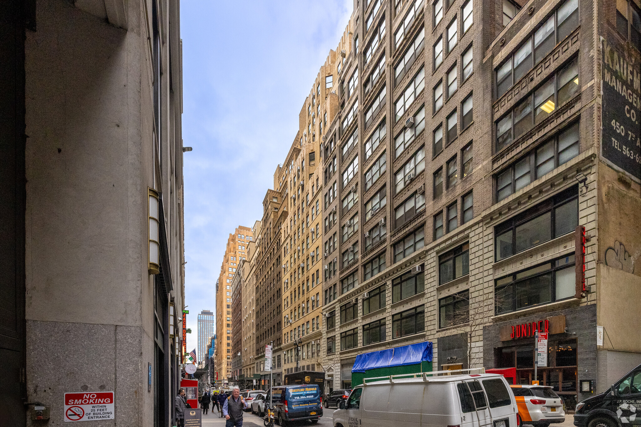 247 W 35th St, New York, NY for Rent