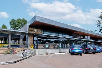 Houston, TX Retail - 2802 White Oak Dr