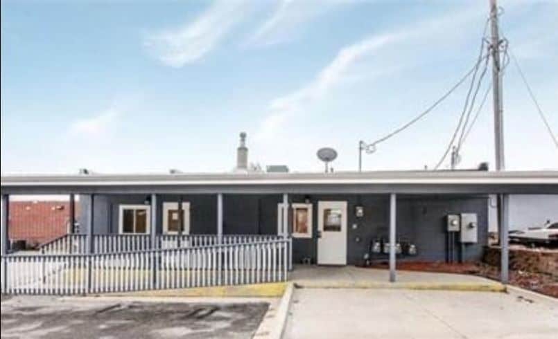 85 School St, Carlisle, IA for Sale