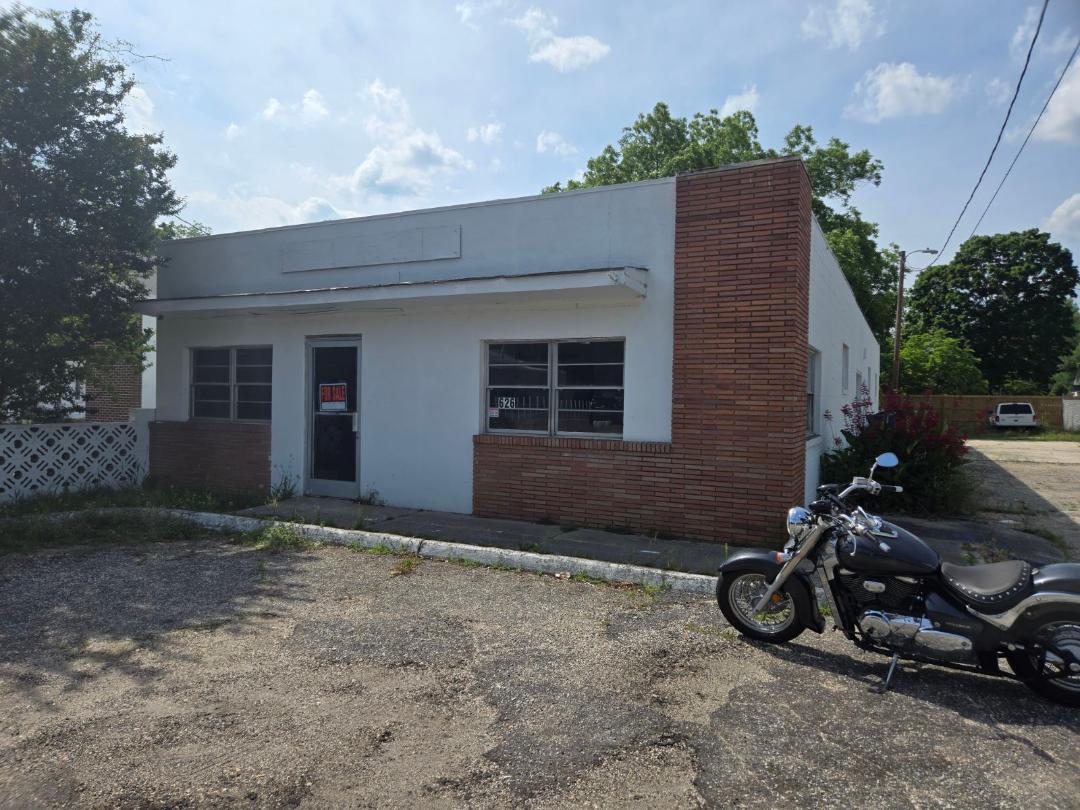 626 W Carolina Ave, Hartsville, SC for Sale