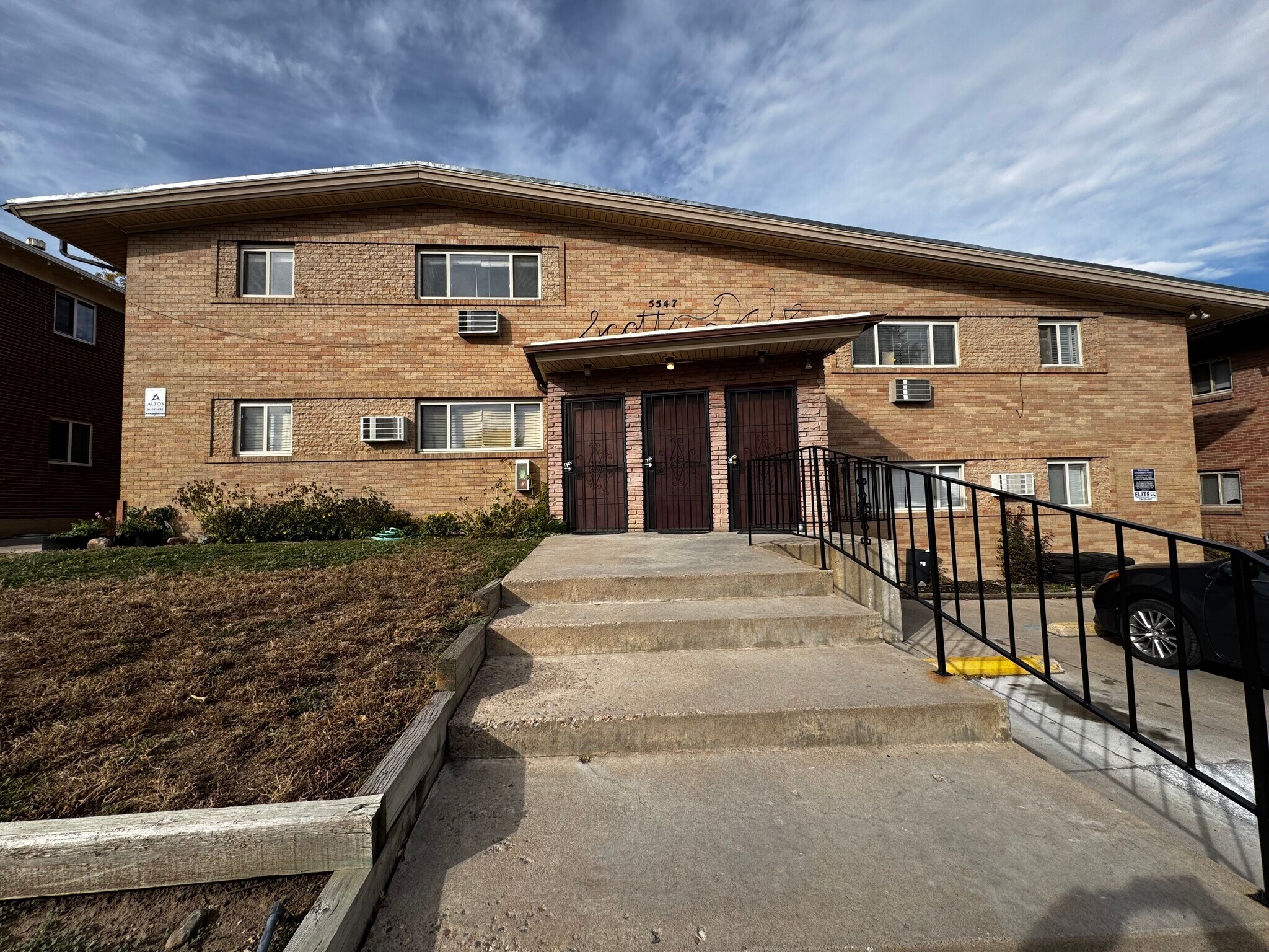 5547 S Grant St, Littleton, CO for Sale