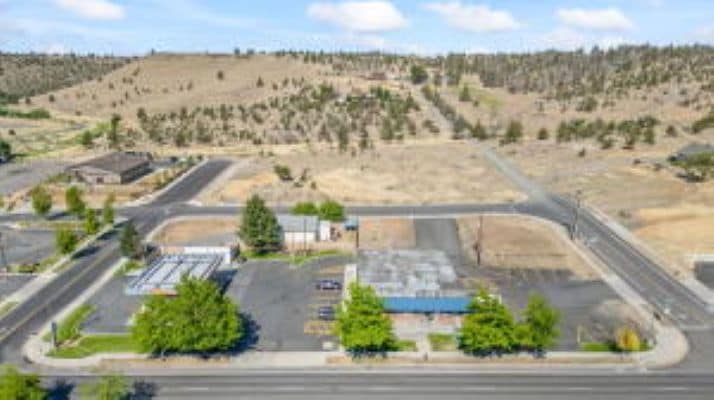 268 N 5th St, Madras, OR for Sale