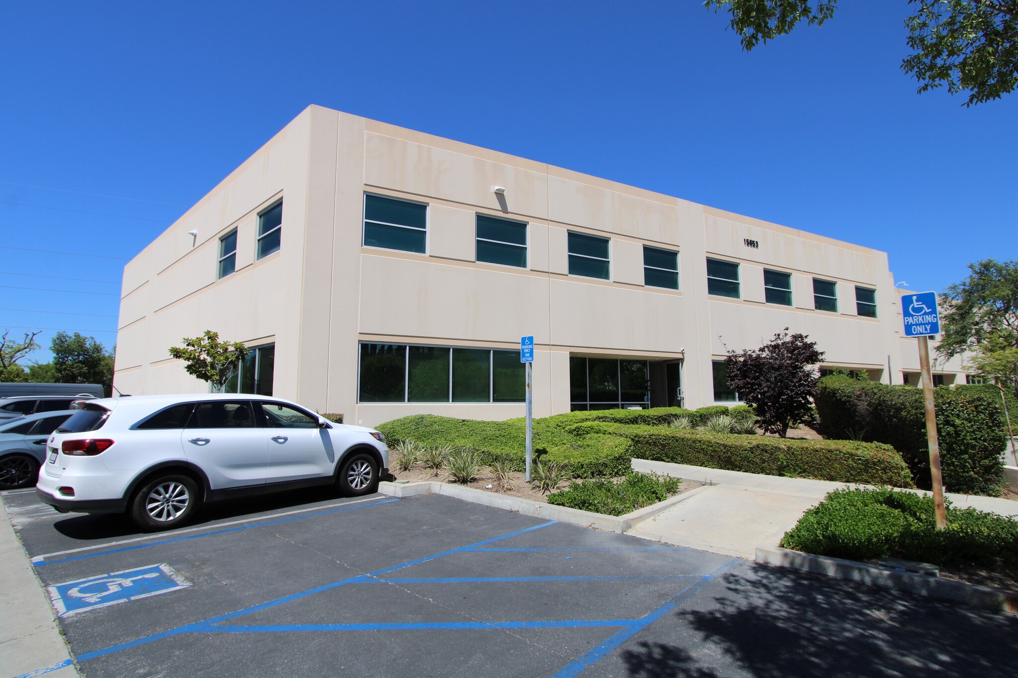 15853 Monte St, Sylmar, CA for Rent