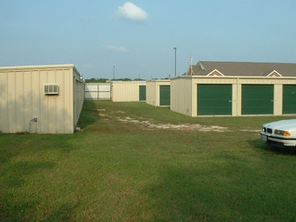 Cedar Creek, TX Self-Storage Facilities - 1175 W Hwy 21