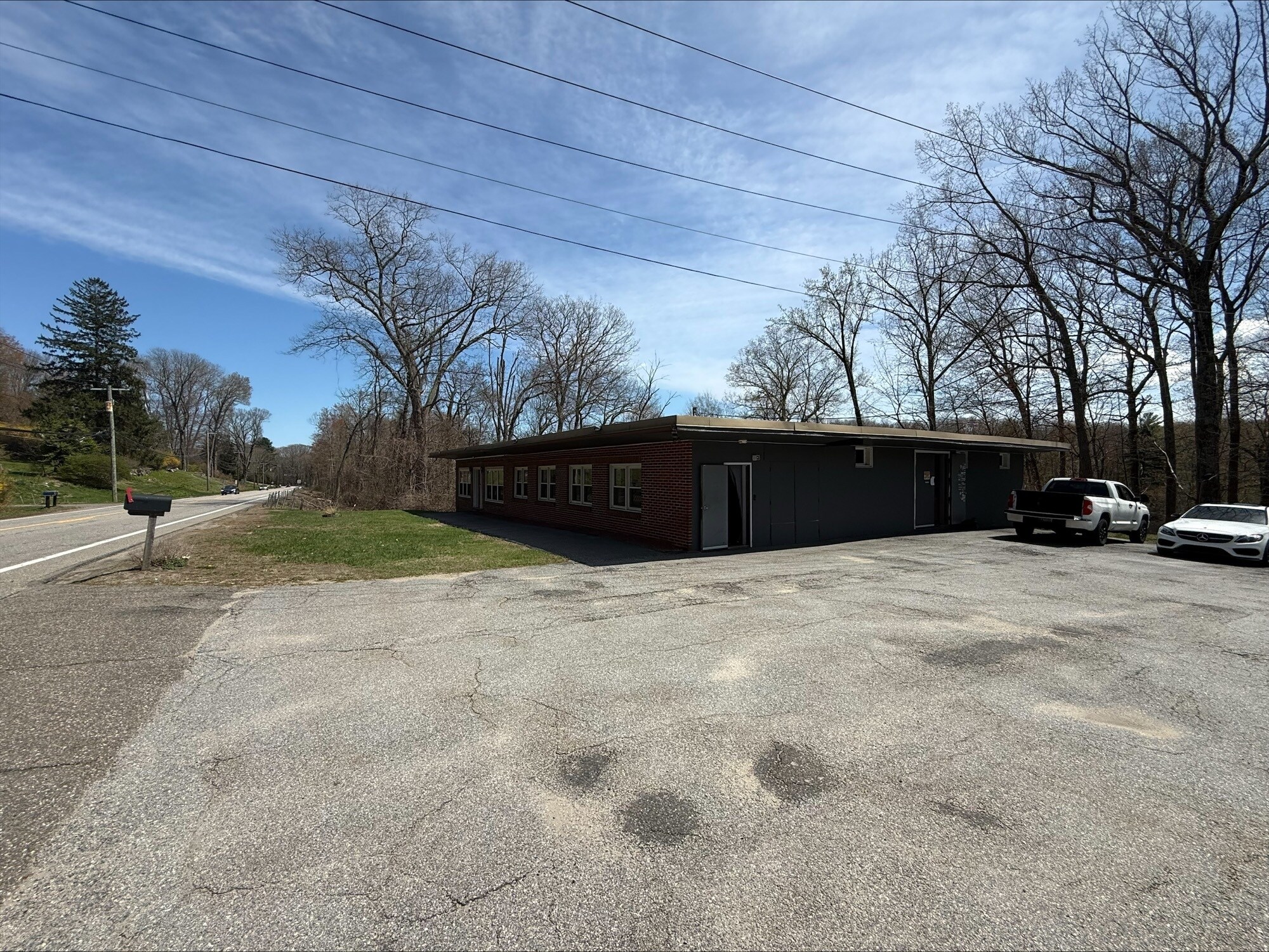 271 Litchfield Rd, Harwinton, CT for Sale