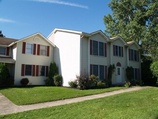 Amherst, NY Apartments - 4725 Chestnut Ridge Rd Amherst, NY Apartments - 4725 Chestnut Ridge Rd