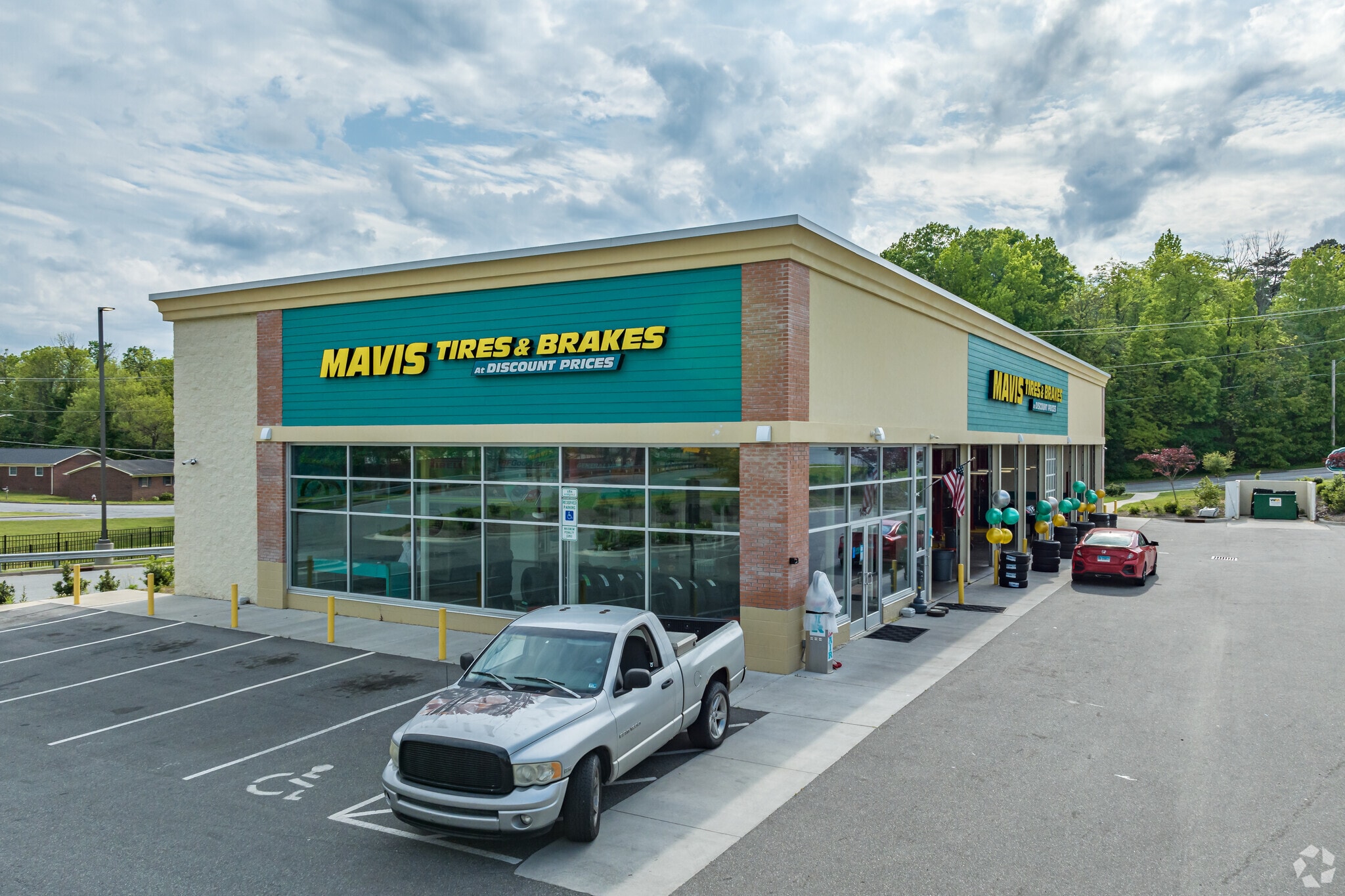 131 Westchester Dr, High Point, NC for Sale