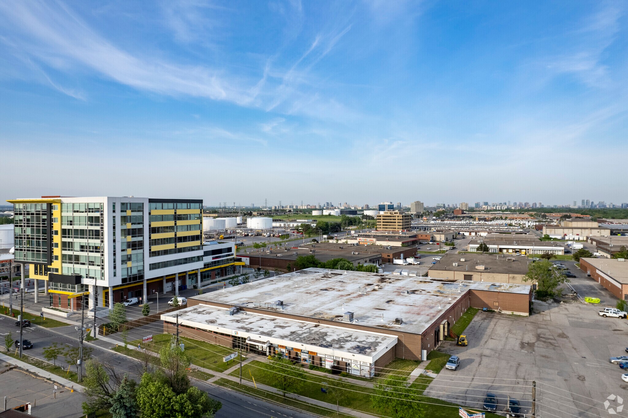 25 Tangiers Rd, Toronto, ON for Rent