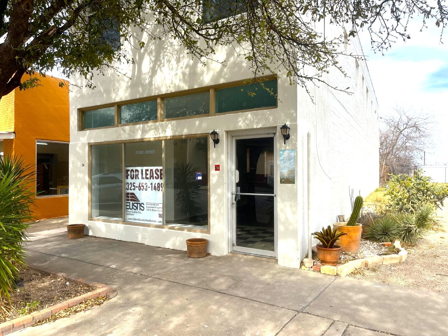 76 N Chadbourne St, San Angelo, TX for Rent