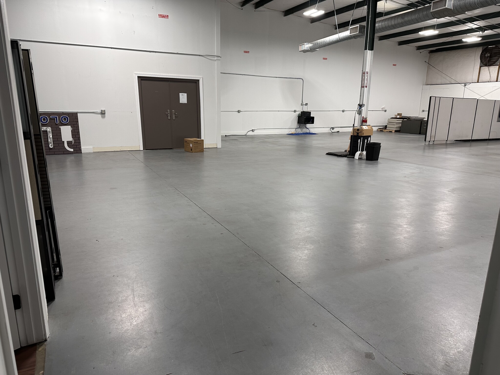297 Industrial Park Dr, Lawrenceville, GA for Rent