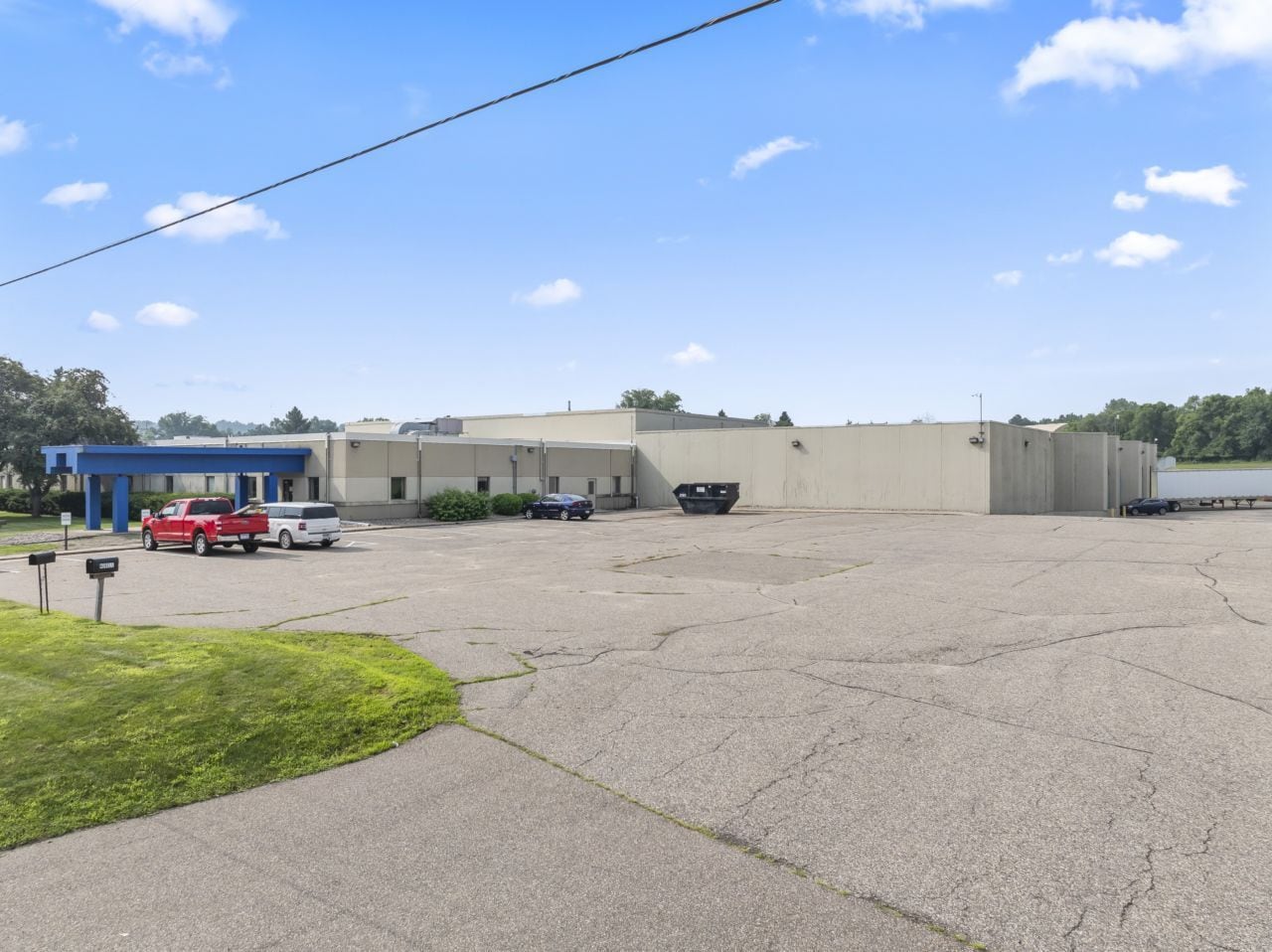 800 E 10th St E, Hastings, MN for Sale