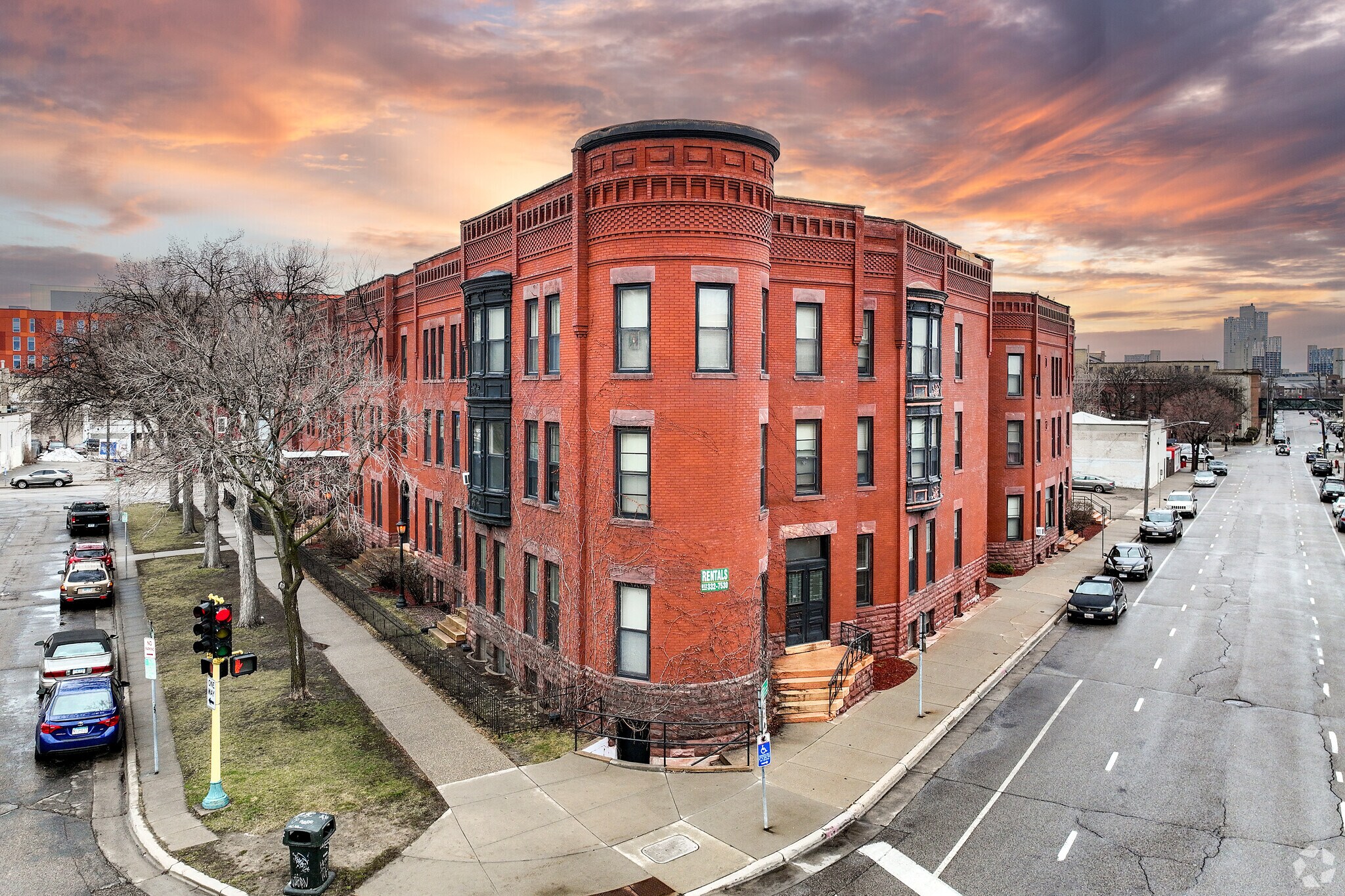 1009 Park Ave, Minneapolis, MN for Sale